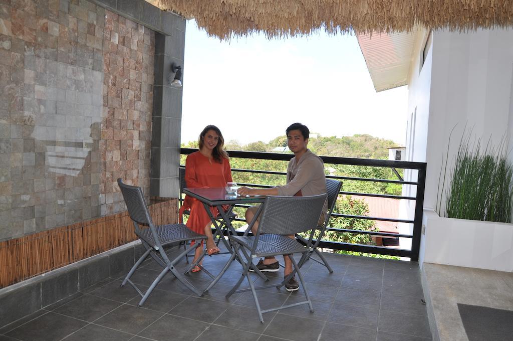 Date & Dine Resort Antipolo Dış mekan fotoğraf