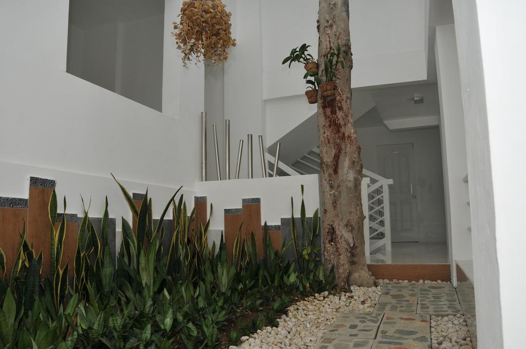 Date & Dine Resort Antipolo Dış mekan fotoğraf