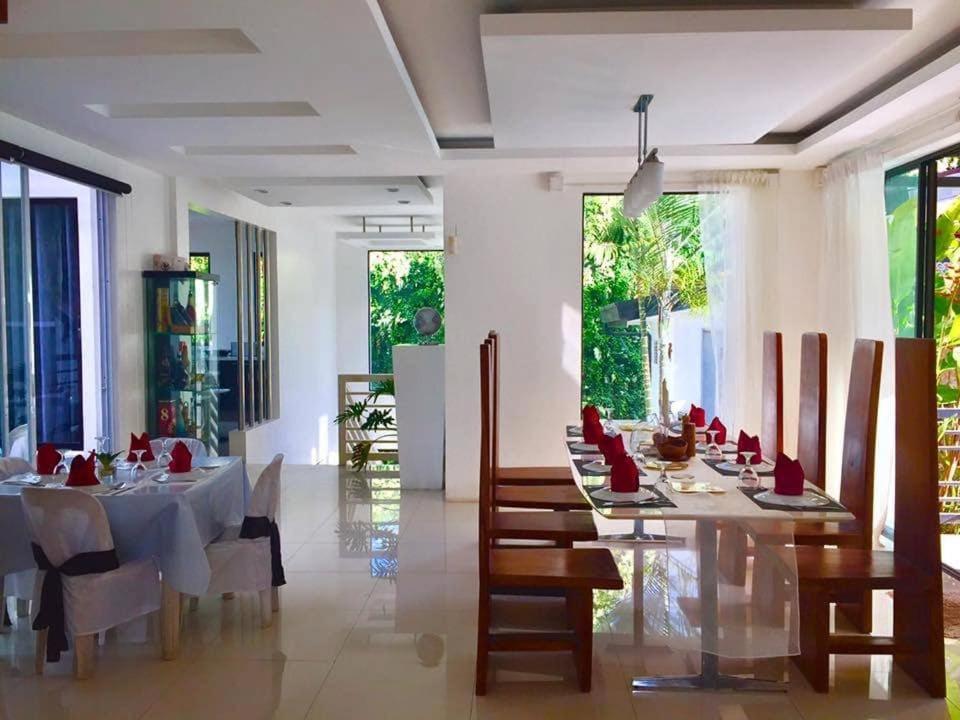 Date & Dine Resort Antipolo Dış mekan fotoğraf